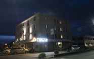 Bangunan 4 Hotel Corte Business