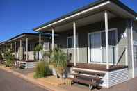 Exterior Sundowner Cabin and Tourist Park