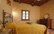 Bedroom 2 Villa Camelia