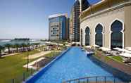 Swimming Pool 2 Bab Al Qasr Residence