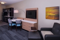 Ruang untuk Umum TownePlace Suites by Marriott Saskatoon