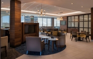 Bar, Kafe, dan Lounge 5 TownePlace Suites by Marriott Saskatoon