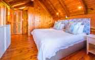 Kamar Tidur 4 Abalone Lodges