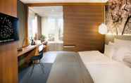 Kamar Tidur 5 me and all hotel Dusseldorf, part of JdV by Hyatt