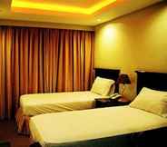 Bedroom 5 Best Suite Hotel