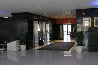 Lobby 4 Golden Tulip Al Khobar Suites