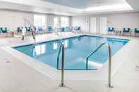 Swimming Pool Towneplace Suites Kansas City Airport