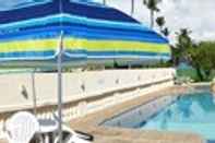 Swimming Pool Taperapuan Praia Hotel