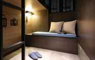 Kamar Tidur 6 Just Hotel Jordan