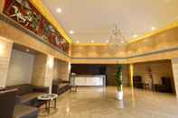 Lobby Central Beacon Hotel Surat