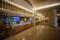 Lobby Ala Moana Hotel by AirPads