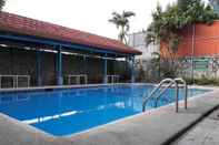 Swimming Pool Metro Park Hotel Cebu City