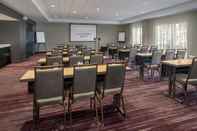 Functional Hall Courtyard by Marriott Schenectady at Mohawk Harbor