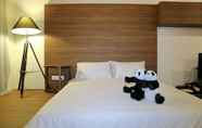 Bilik Tidur 5 Panda Residences at Regalia