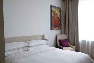 Bedroom 4 Four Points by Sheraton Jakarta Thamrin