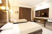 Kamar Tidur 4 Grand Astoria Hotel