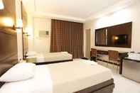 Kamar Tidur Grand Astoria Hotel