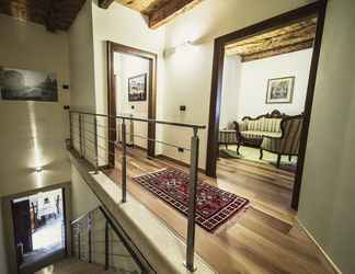 Lobi 2 Relais Villa Gozzi B&B