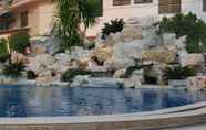 Kolam Renang 4 LK Grand Living Place