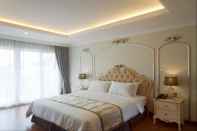 Kamar Tidur LK Noble Suite