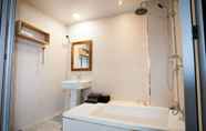 Toilet Kamar 7 Daemyung Guesthouse