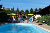 Swimming Pool Hotel restaurant la vieille ferme