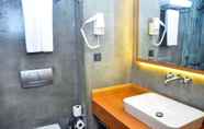 In-room Bathroom 7 Bacacan Otel