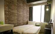 Kamar Tidur 5 Nys Loft Hotel - Hostel