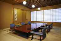 Functional Hall Yamatoya Honten