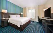 Phòng ngủ 6 Fairfield Inn & Suites by Marriott Raleigh Cary