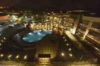 Swimming Pool Laguna Hotel