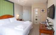 Bedroom 2 Seaspray Rooms