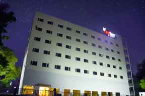 Red Fox Hotel Chandigarh