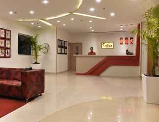 Lobi 2 Red Fox Hotel Chandigarh