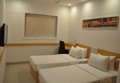 Bedroom 6 Red Fox Hotel Chandigarh