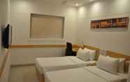 Bilik Tidur 6 Red Fox Hotel Chandigarh