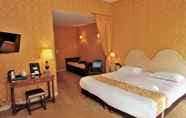 Bedroom 3 Hotel Le Regent
