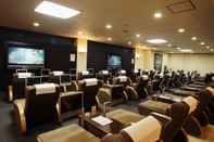 Dewan Majlis Capsule Hotel Wellbe Sakae - Caters to Men