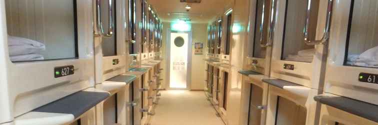 Lobby Capsule Hotel Wellbe Sakae - Caters to Men