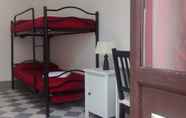 Kamar Tidur 2 L'Aranceto Guest House