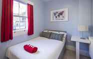 Bilik Tidur 5 Astor Victoria Hostel - Adults Only