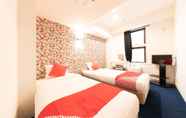 Kamar Tidur 5 Hotel Art Inn Namba