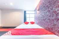 Bilik Tidur Hotel Art Inn Namba