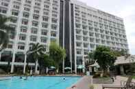 Swimming Pool Garden Orchid Hotel