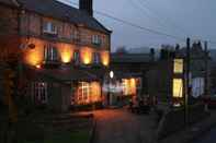 Exterior The Cheviot Hotel