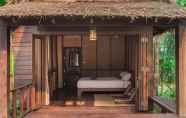 Kamar Tidur 3 Azalea Village Wellness Resort