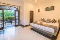 Bedroom Green Villa