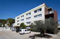 Bên ngoài B&B Hotel Nimes Ville Active