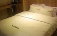 Kamar Tidur 4 64 Inn Hotel