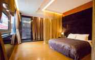 Bilik Tidur 6 Orient Luxury Villa Motel